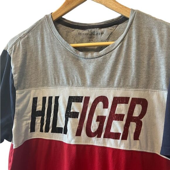 TOMMY HILFIGER Colour Blocked Graphic Print Short Sleeve Casual Tee Shirt L - Picture 3 of 7